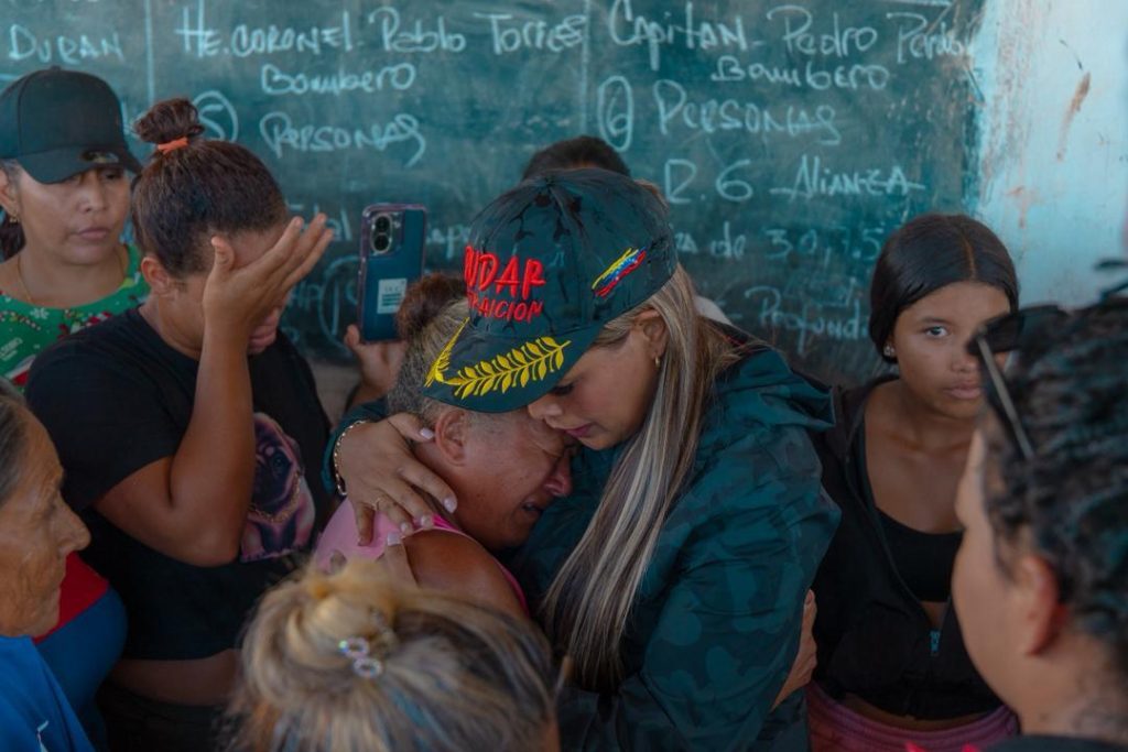 Gobernadora Yulisbeth García desplegó plan de emergencia ante tragedia minera en El Callao